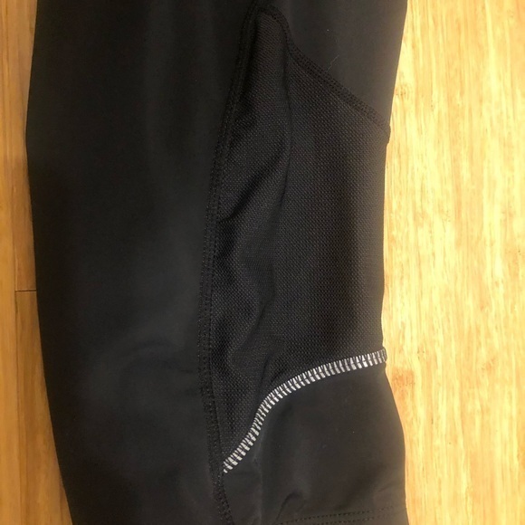 Women’s Santic padded 3/4 cycling‎ pants Small Black and purple bicycle riding - Picture 5 of 13